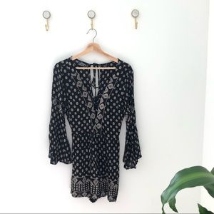 ANGIE black cream romper shorts small